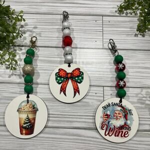 Festive Christmas Keychain Charms: Santa, Bow, Holiday Drink Designs